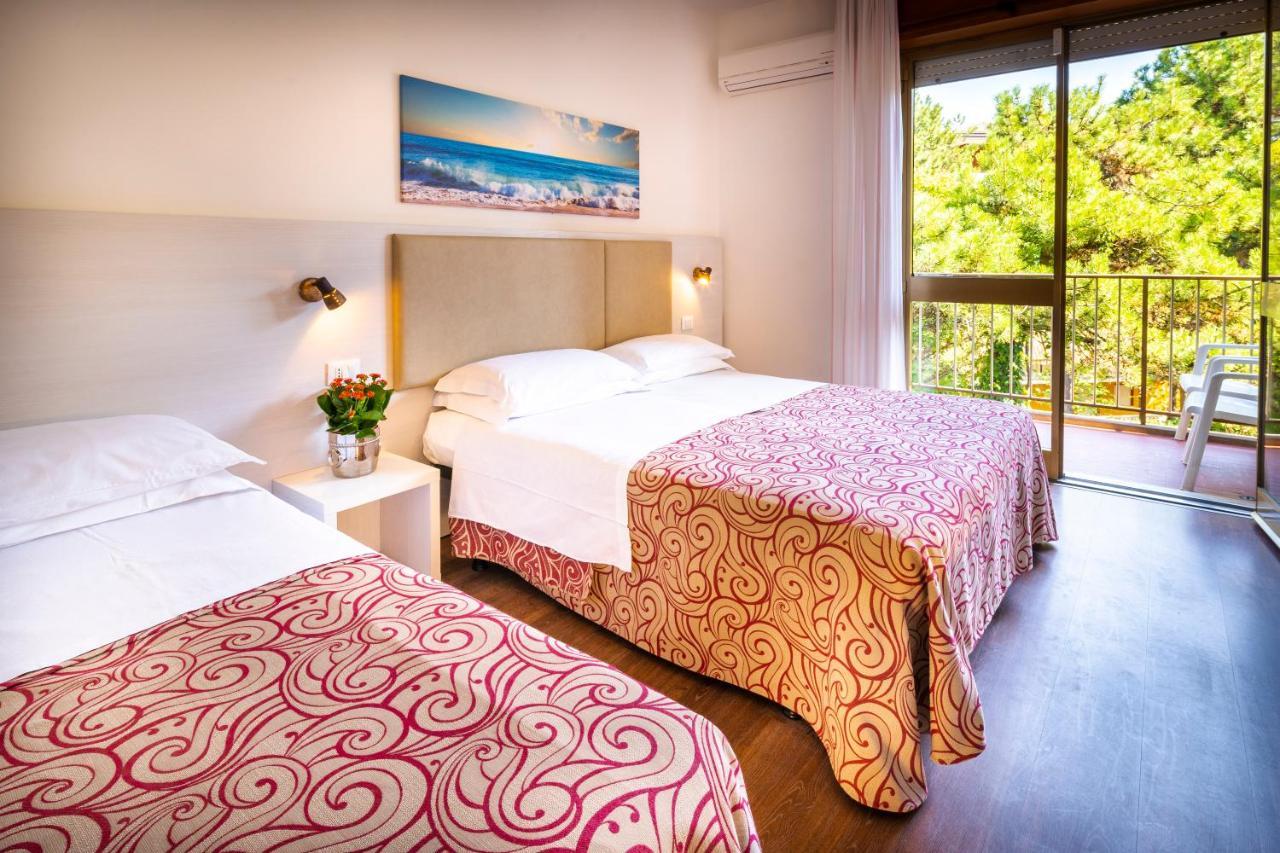 Hotel Niagara Lignano Sabbiadoro Extérieur photo
