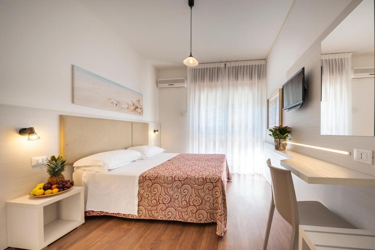 Hotel Niagara Lignano Sabbiadoro Extérieur photo