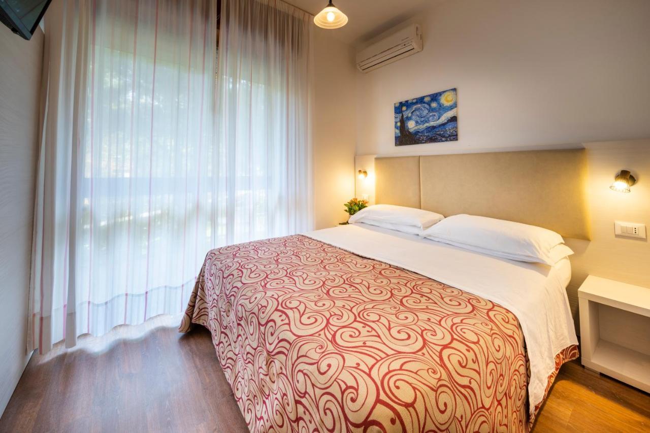 Hotel Niagara Lignano Sabbiadoro Extérieur photo