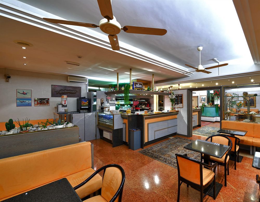 Hotel Niagara Lignano Sabbiadoro Extérieur photo