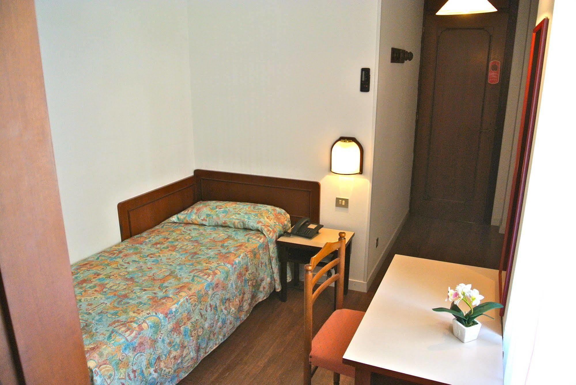 Hotel Niagara Lignano Sabbiadoro Extérieur photo